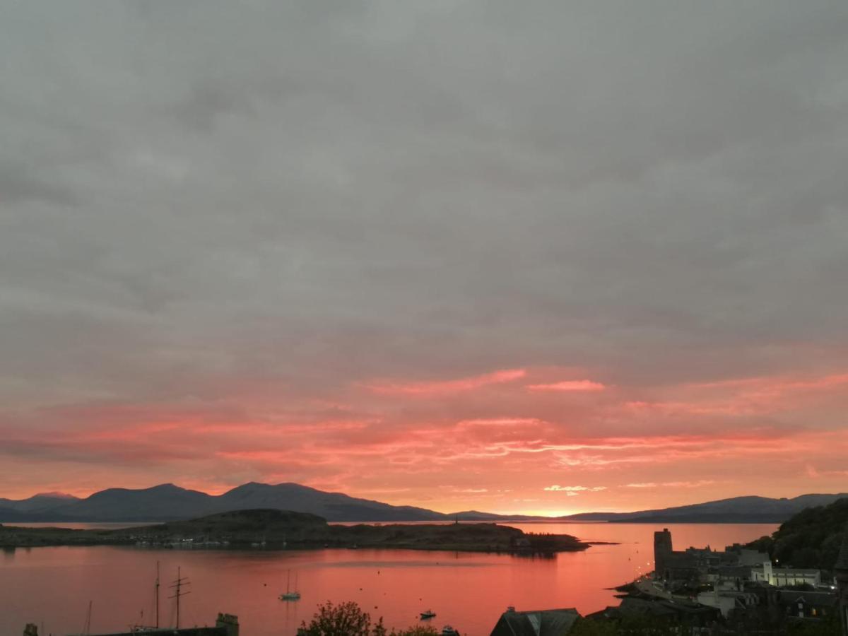 Central Oban Studio With Stunning View Exterior photo